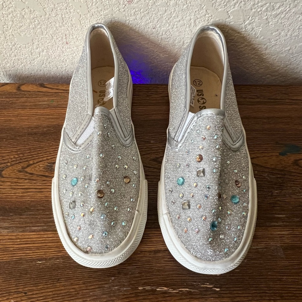 Kids Glitter Slip-On Sneakers